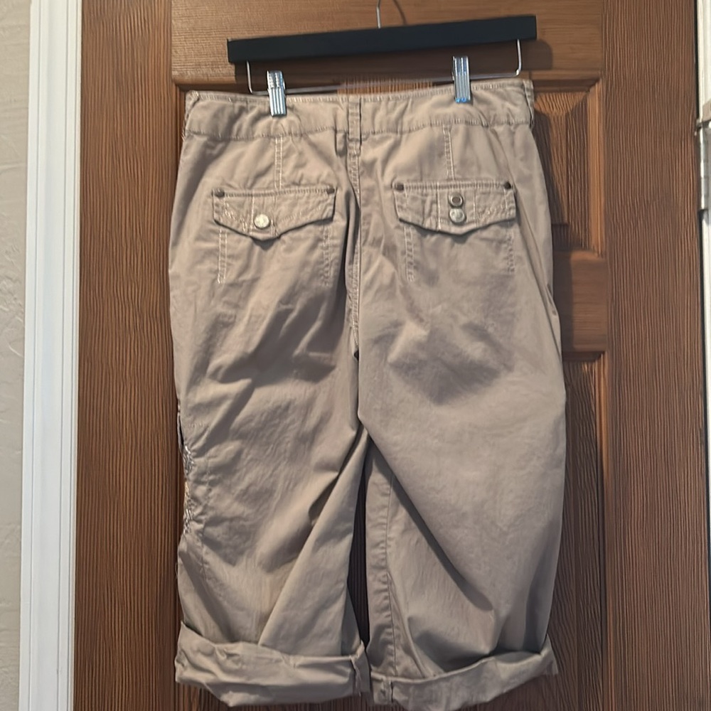 Cache Capris - image 6